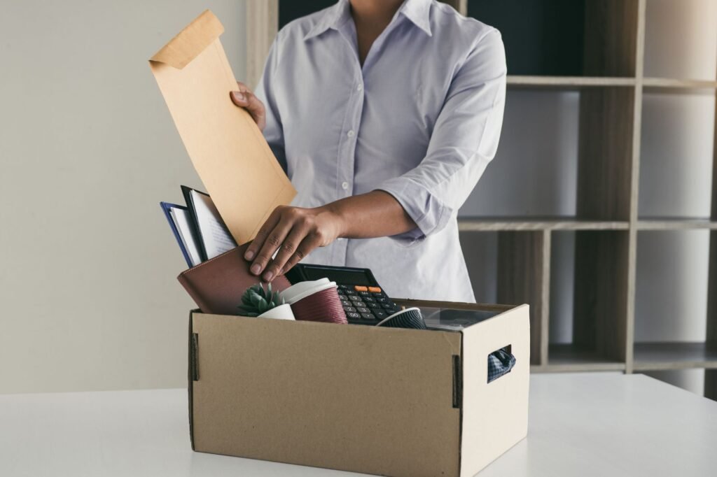 MAXIMIZAMOS - el periodo de prueba ni es obligatorio ni es unilateral - LABORAL