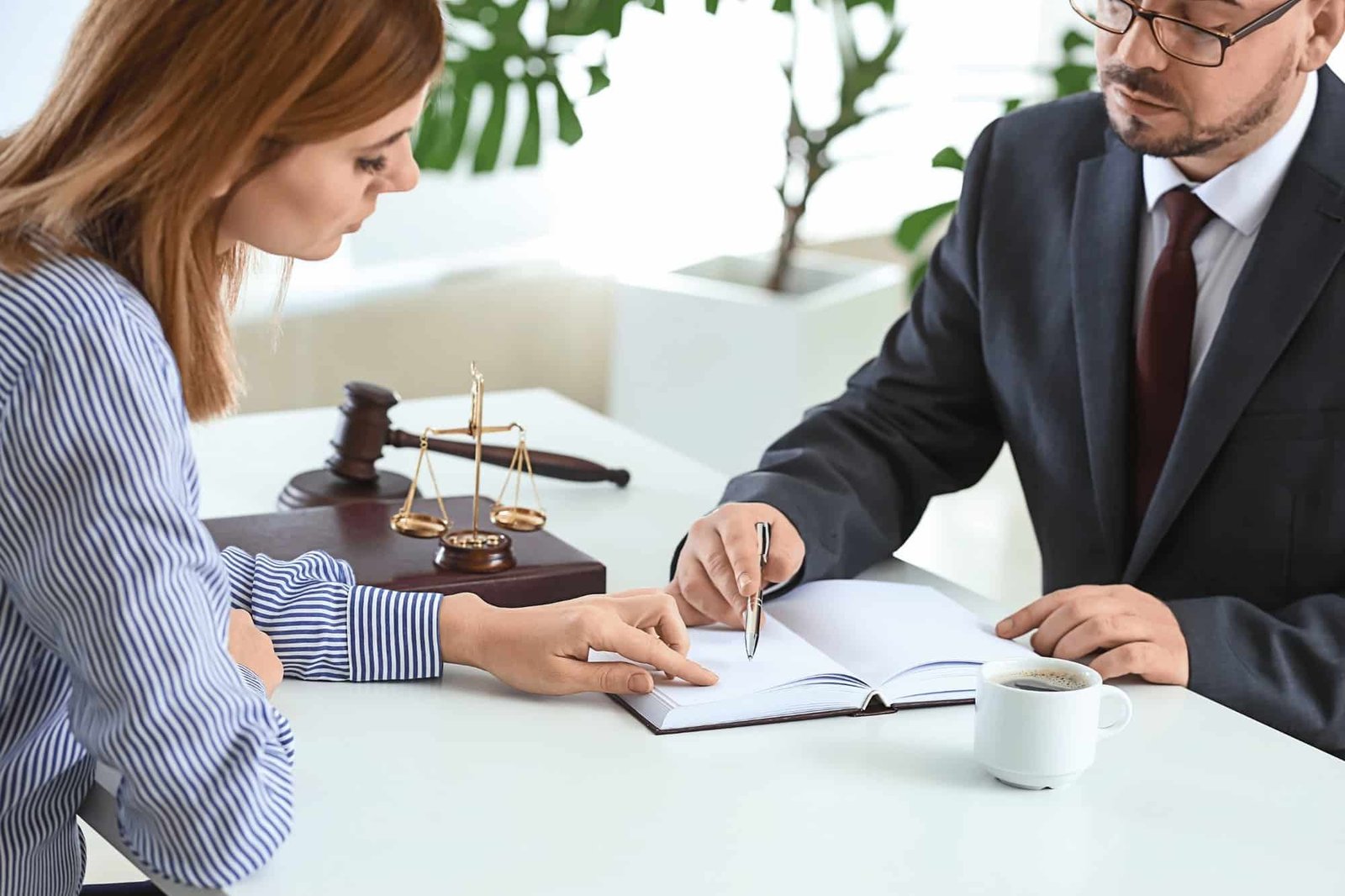 Condición más beneficiosa: lo que tu jefe te da… y luego intenta quitarte