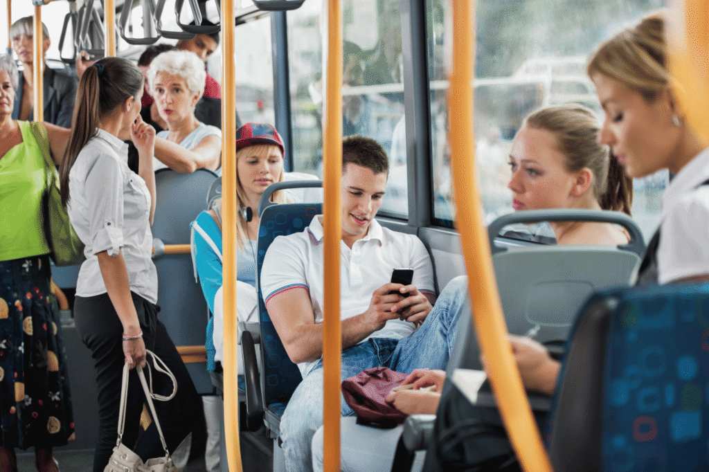 indemnizacion-por-caida-en-autobus-tus-derechos-como-viajero-pasajeros-maximizamos.es