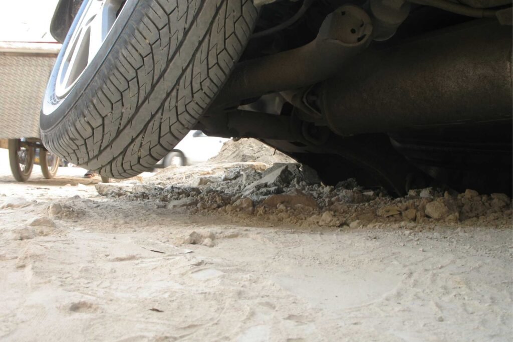 indemnizacion-por-accidentes-en-obras-de-construccion-quien-tiene-la-culpa-coche-accidente-maximizamos.es